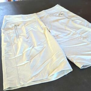 Tell tech performance Bermuda Gulf shorts khaki
